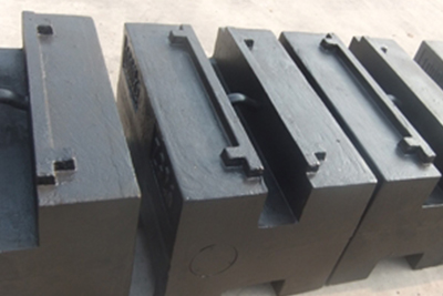 Cast iron weights